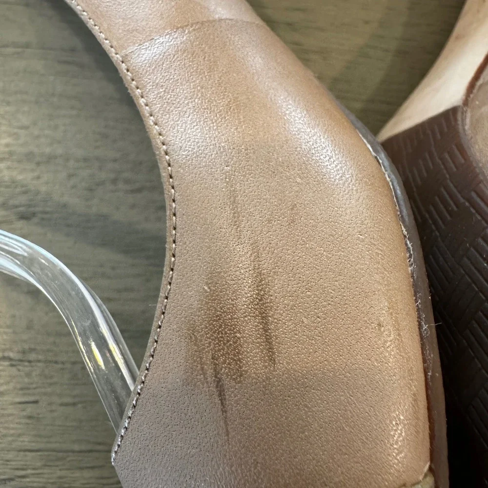 Cole Haan Women 10 B Beige Leather Slingback Peep Toe Kitten Heel Comfort Career